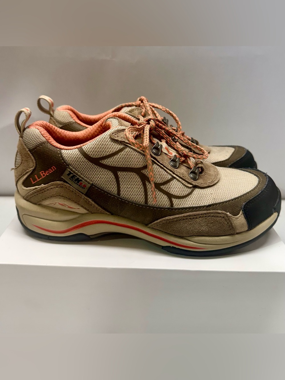 L.L. Bean women’s  Tan and Orange Trail Sneakers